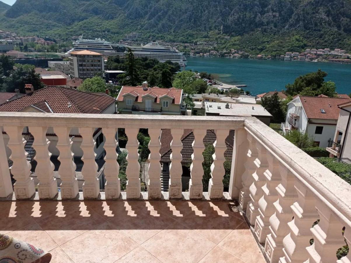 Apartment Ivan Kotor Exteriör bild